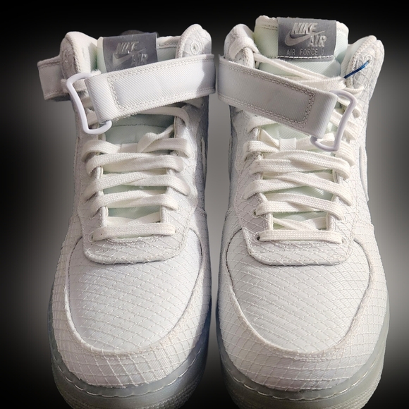 Nike Air Force Mid '07 LV8 Metallic Silver